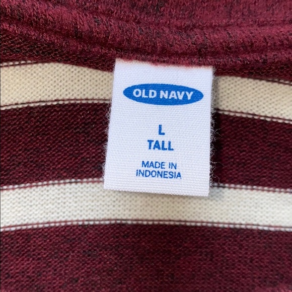 old navy long sleeve tee - Picture 2 of 4